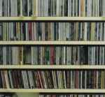Radio Lokin levystöön kuului yhteensä noin 15 000 lp/cd-levyä.